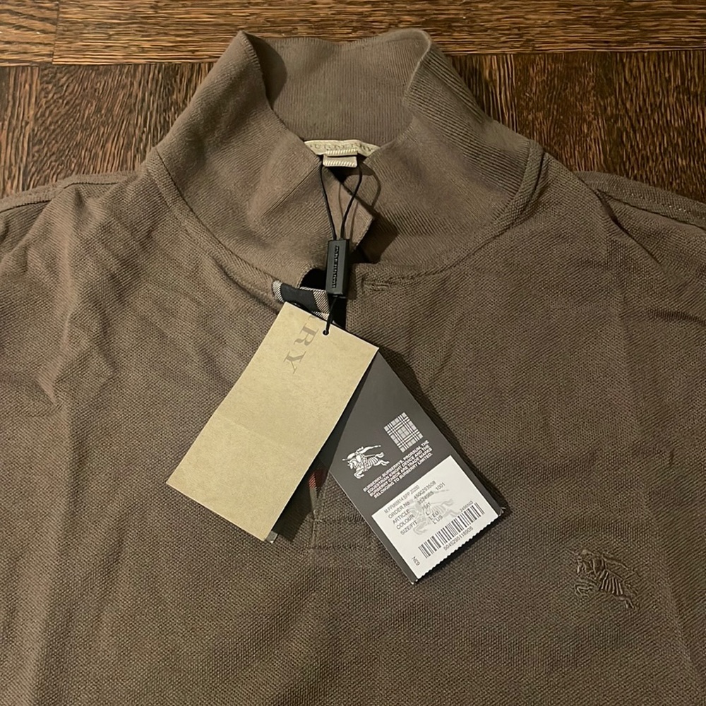 New with Tags!!! Men’s Burberry long sleeve
